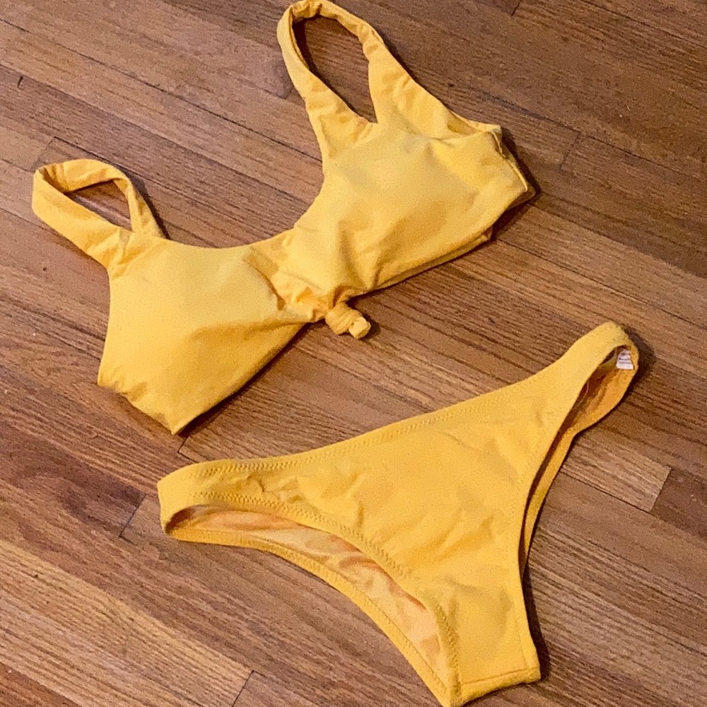 Bathing suit